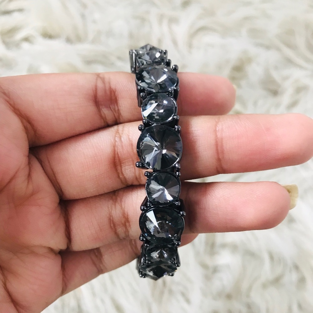 Magnetic Closure Grey Bracelet